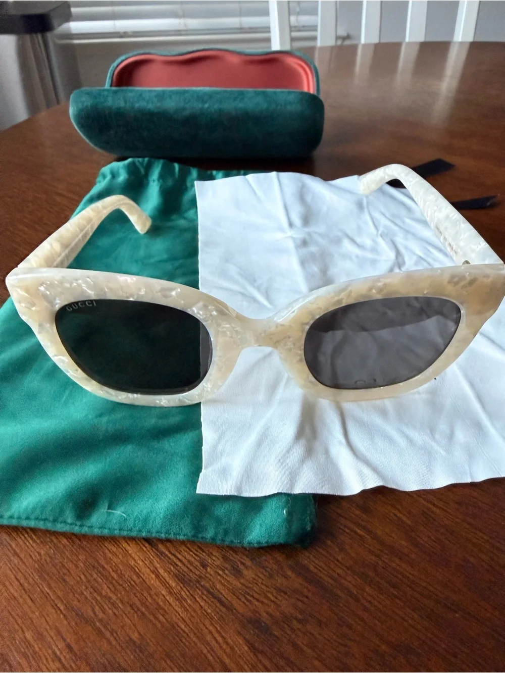 Gucci Ivory Marbled Oversized Sunglasses with Gold Logo and Black Star Accents